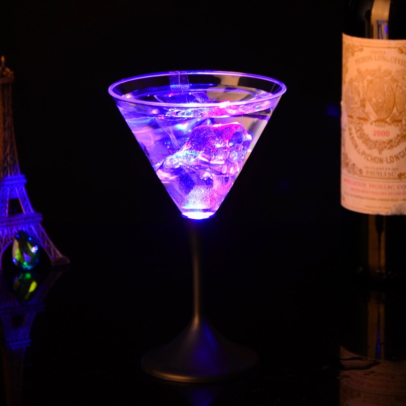 Glowing LED Champagne Cocktail Goblet Glass Bar Cl...